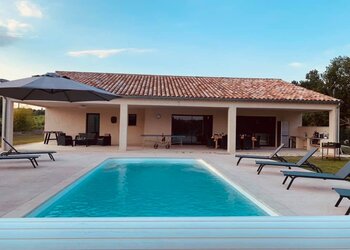 Top Holiday Homes | Bed and breakfast