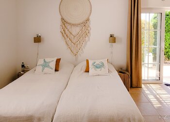 Top Holiday Homes | Bed and breakfast