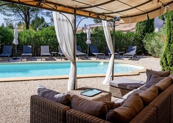 Top Holiday Homes | Bed and breakfast