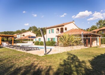 Top Holiday Homes | Bed and breakfast