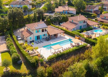 Top Holiday Homes | Bed and breakfast