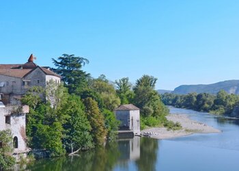 Top Holiday Homes | Bed and breakfast