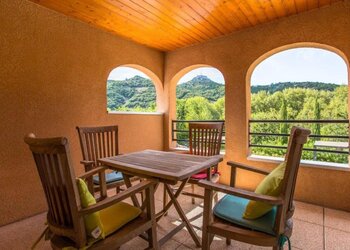 Top Holiday Homes | Bed and breakfast