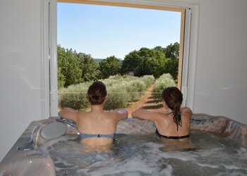 Top Holiday Homes | Bed and breakfast