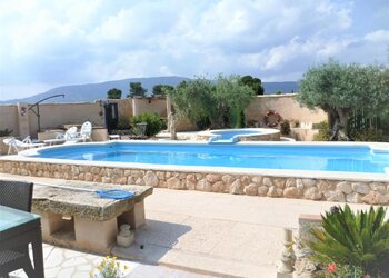 Top Holiday Homes | Bed and breakfast