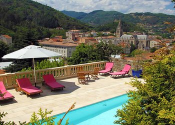 Top Holiday Homes | Bed and breakfast