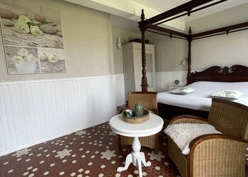 Top Holiday Homes | Bed and breakfast