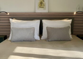 Top Holiday Homes | Bed and breakfast