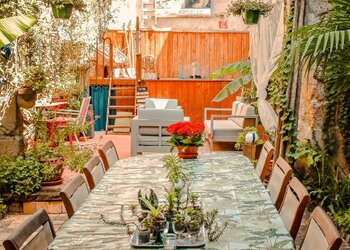 Top Holiday Homes | Bed and breakfast