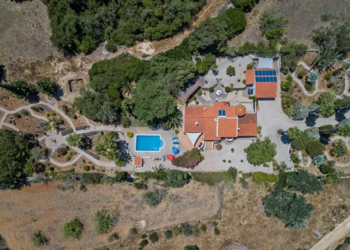 Top Holiday Homes | Bed and breakfast