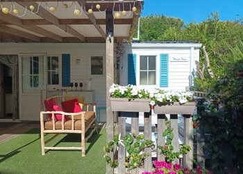 Top Holiday Homes | Bed and breakfast