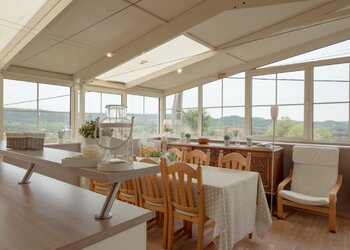 Top Holiday Homes | Bed and breakfast