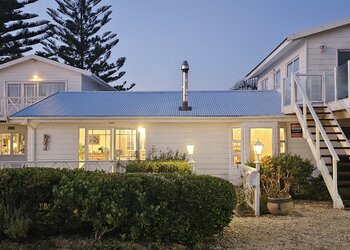Top Holiday Homes | Bed and breakfast