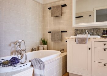 Top Holiday Homes | Bed and breakfast