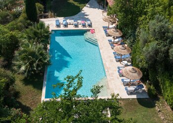 Top Holiday Homes | Bed and breakfast