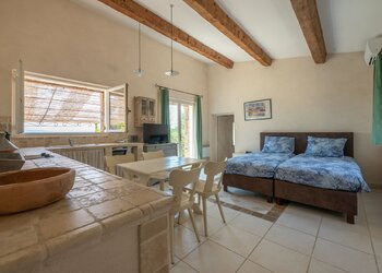 Top Holiday Homes | Bed and breakfast