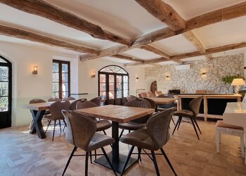 Top Holiday Homes | Bed and breakfast