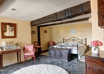 Top Holiday Homes | Bed and breakfast