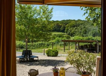 Top Holiday Homes | Bed and breakfast