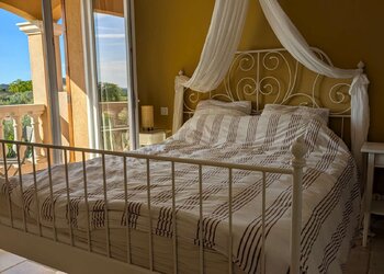 Top Holiday Homes | Bed and breakfast