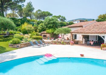 Top Holiday Homes | Bed and breakfast