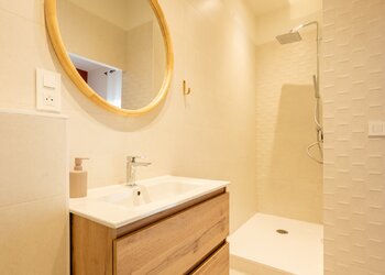 Top Holiday Homes | Bed and breakfast
