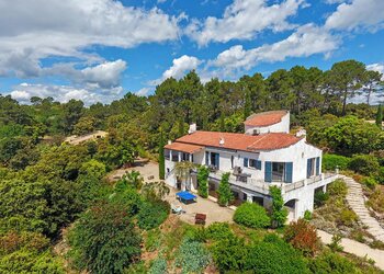 Top Holiday Homes | Bed and breakfast