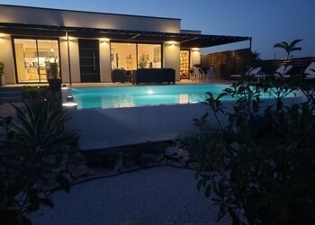 Top Holiday Homes | Bed and breakfast