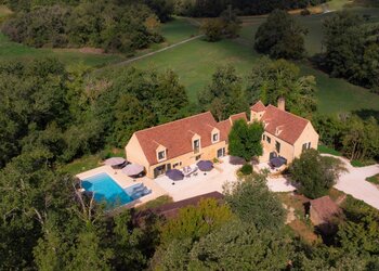 Top Holiday Homes | Bed and breakfast