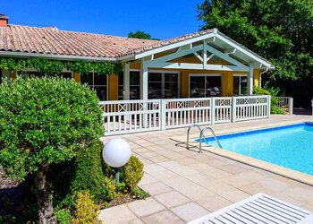 Meilleures maisons de vacances | Lit et petit déjeuné