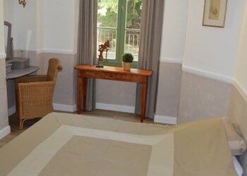 Domaine Château des Gipières: APPARTEMENT BELLEVUE DU VENTOUX VOORZIJDE/HOEK (2-4P) - Meilleures maisons de vacances | Lit et petit déjeuné