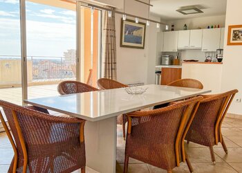 Penthouse Appartement met Privélift en Adembenemend Uitzicht - Meilleures maisons de vacances | Lit et petit déjeuné