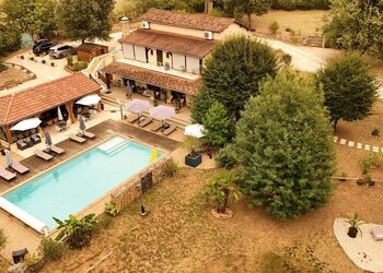 B&B Perles de Montfort - Meilleures maisons de vacances | Lit et petit déjeuné